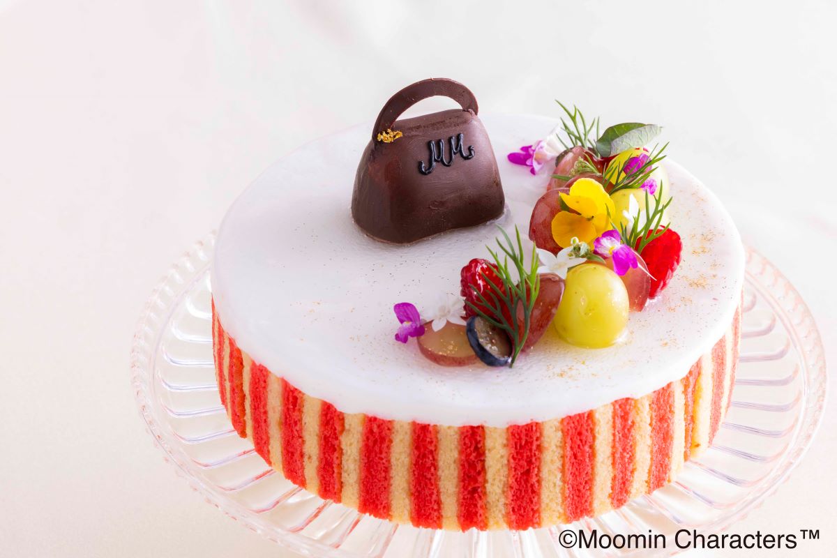 ムーミンママのエプロンケーキ／提供画像