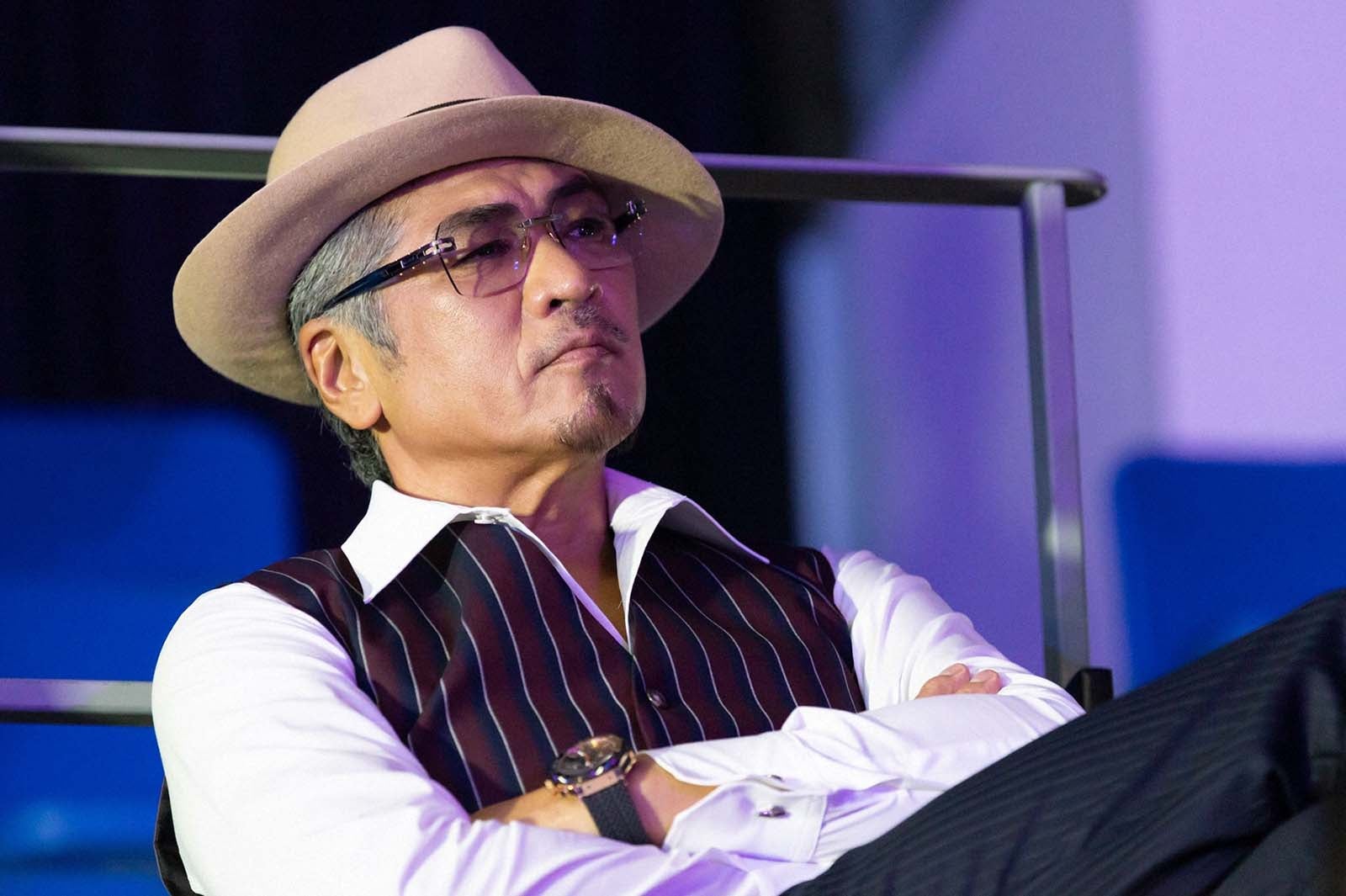 吉川晃司「トリリオンゲーム」第1話より（C）TBS／撮影：高橋裕子