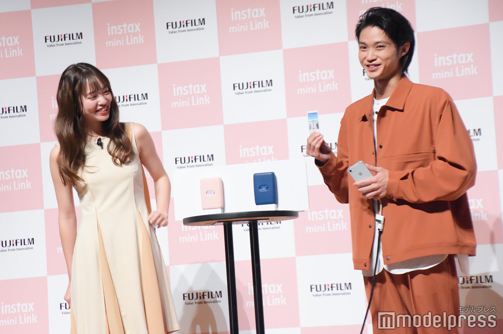 横田真悠・磯村勇斗 （C）モデルプレス