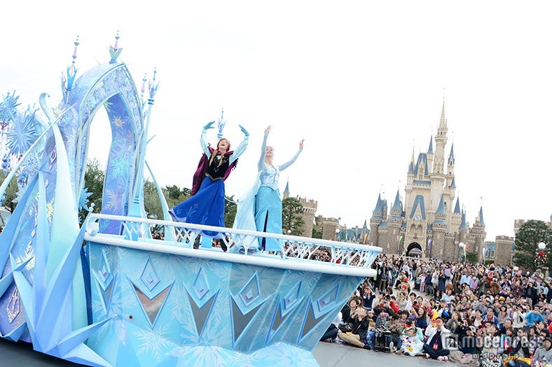 パレード「ディズニー・クリスマス・ストーリーズ」