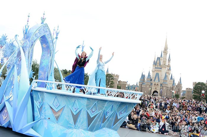 パレード「ディズニー・クリスマス・ストーリーズ」