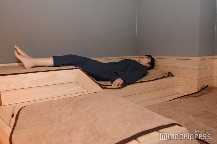 渋谷サウナス/服部彩香(C)モデルプレス