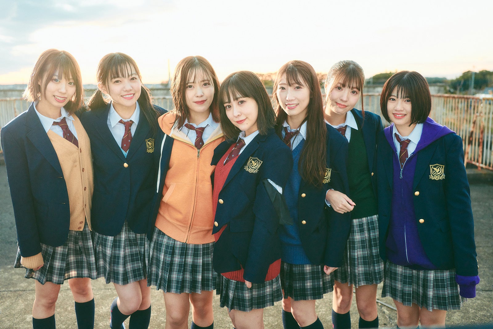 虹色の飛行少女／山岸奈津美、佐倉ちひろ、江﨑葵、平松可奈子、愛迫みゆ、林あやの、和泉ふみ （提供写真）