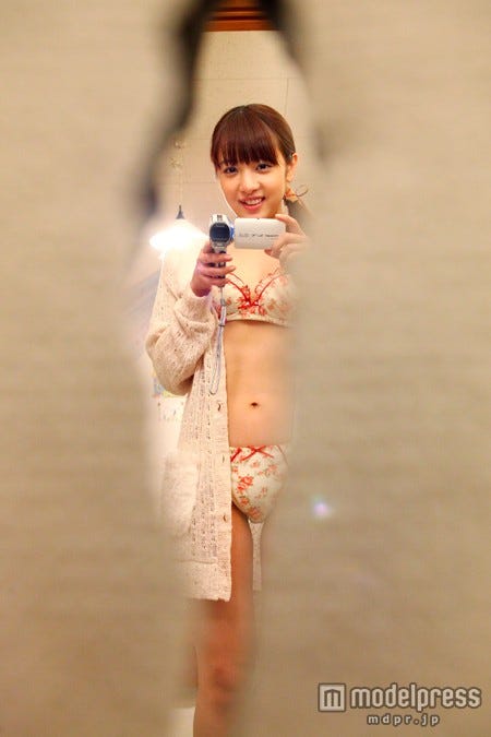 映画「ノ・ゾ・キ・ア・ナ」場面カット(C)2014 本名ワコウ・小学館/エスピーオー