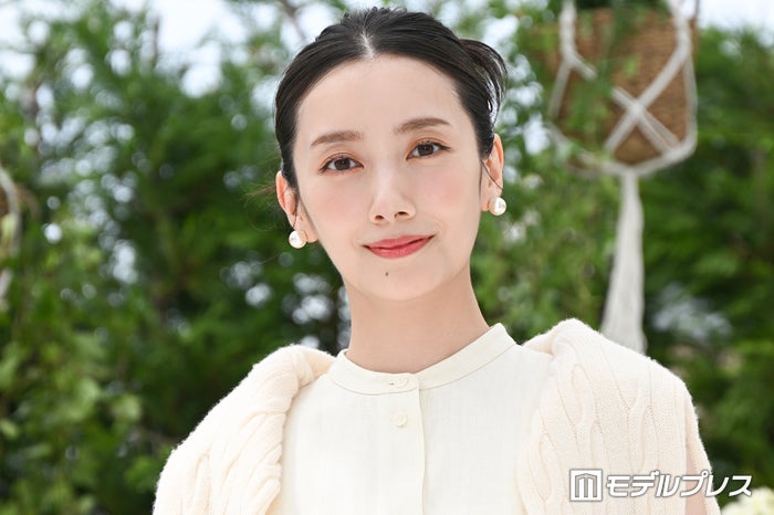 波瑠、男性芸能人の妻との親交明かす「1番仲がいい」LINE友だち人数も公表