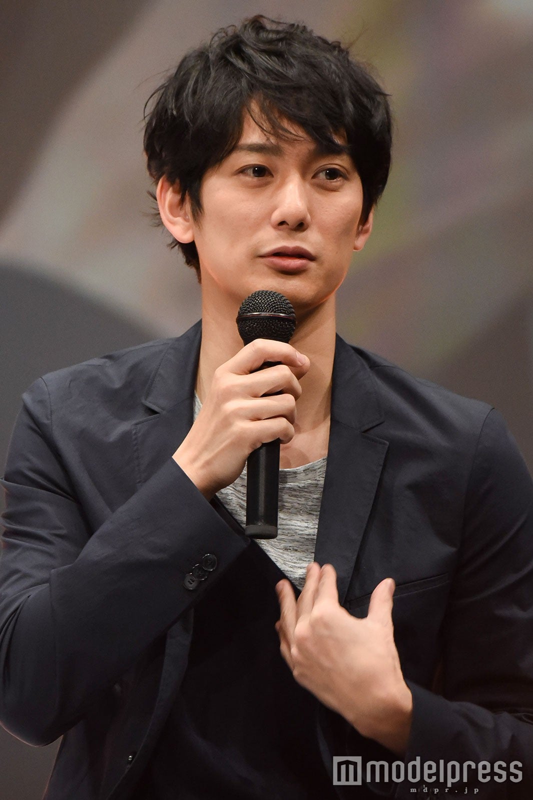 平岡祐太「しませんよ、二股なんて」「本当は違います」観客に 平岡祐太「しませんよ、二股なんて」「本当は違います」観客に