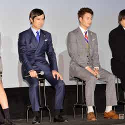 左から：新垣結衣、堺雅人、岡田将生、松平健