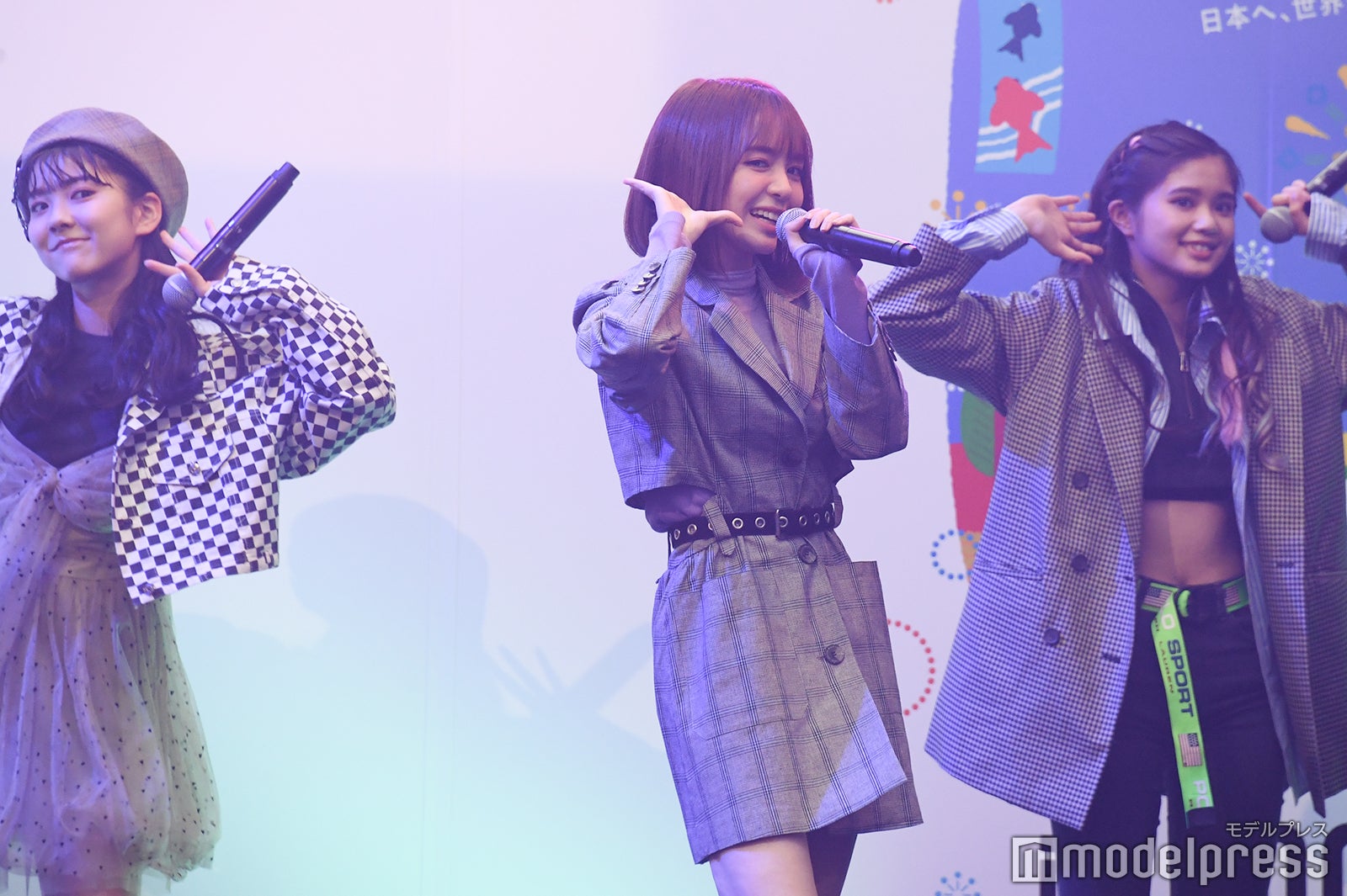 Girls2 （C）モデルプレス