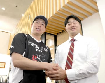 広島・ドラ4工藤 セーブ王へ歩む栗林ロード 感激対面→「守護神を目指して頑張って」直接エールで決意新たに