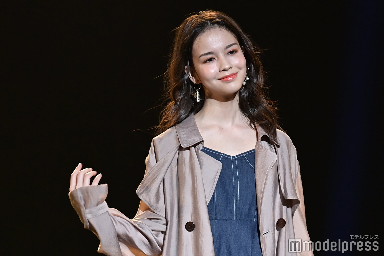 （C）モデルプレス