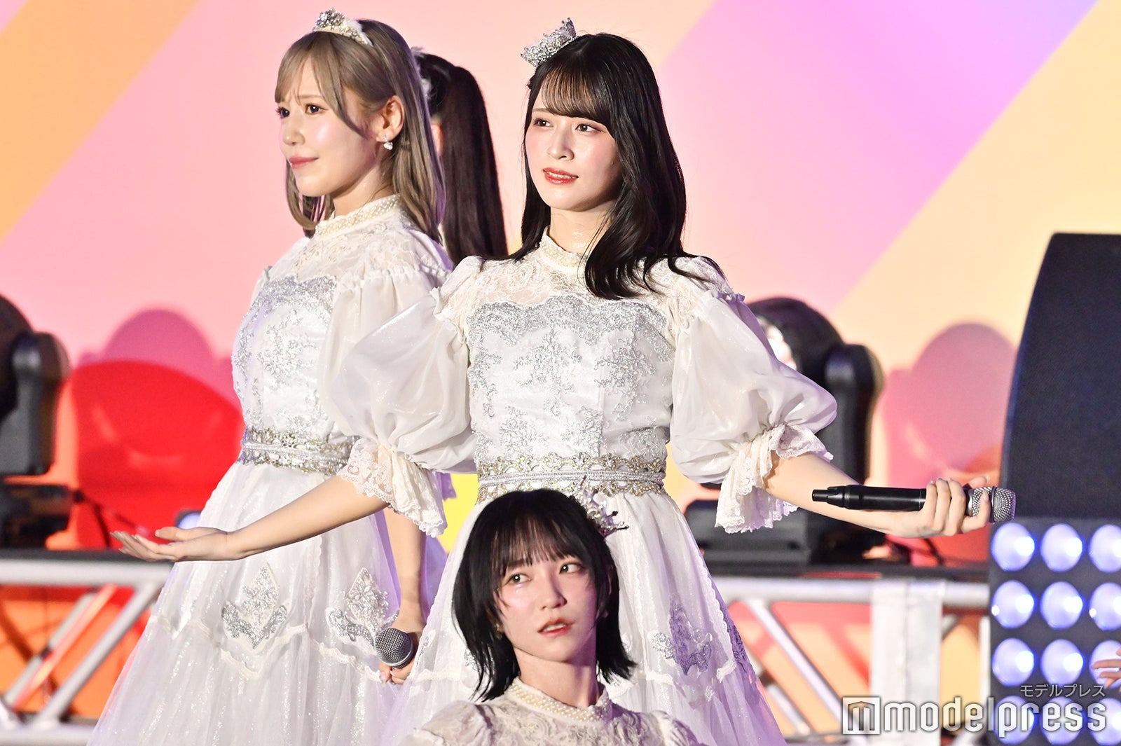 諸橋沙夏、佐々木舞香／＝LOVE（C）モデルプレス