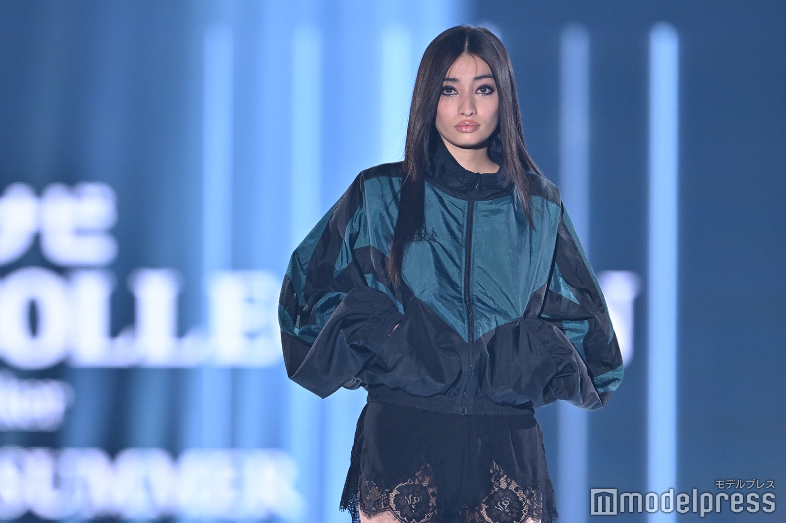 （C）モデルプレス