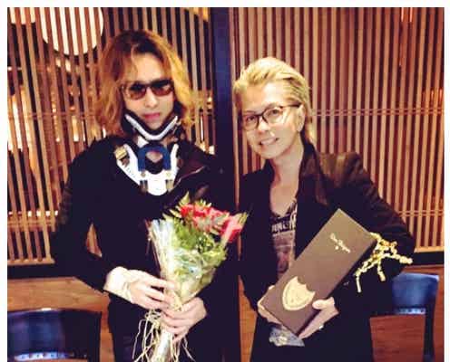 YOSHIKI、Hydeと食事へ「元気をもらった」感謝明かす