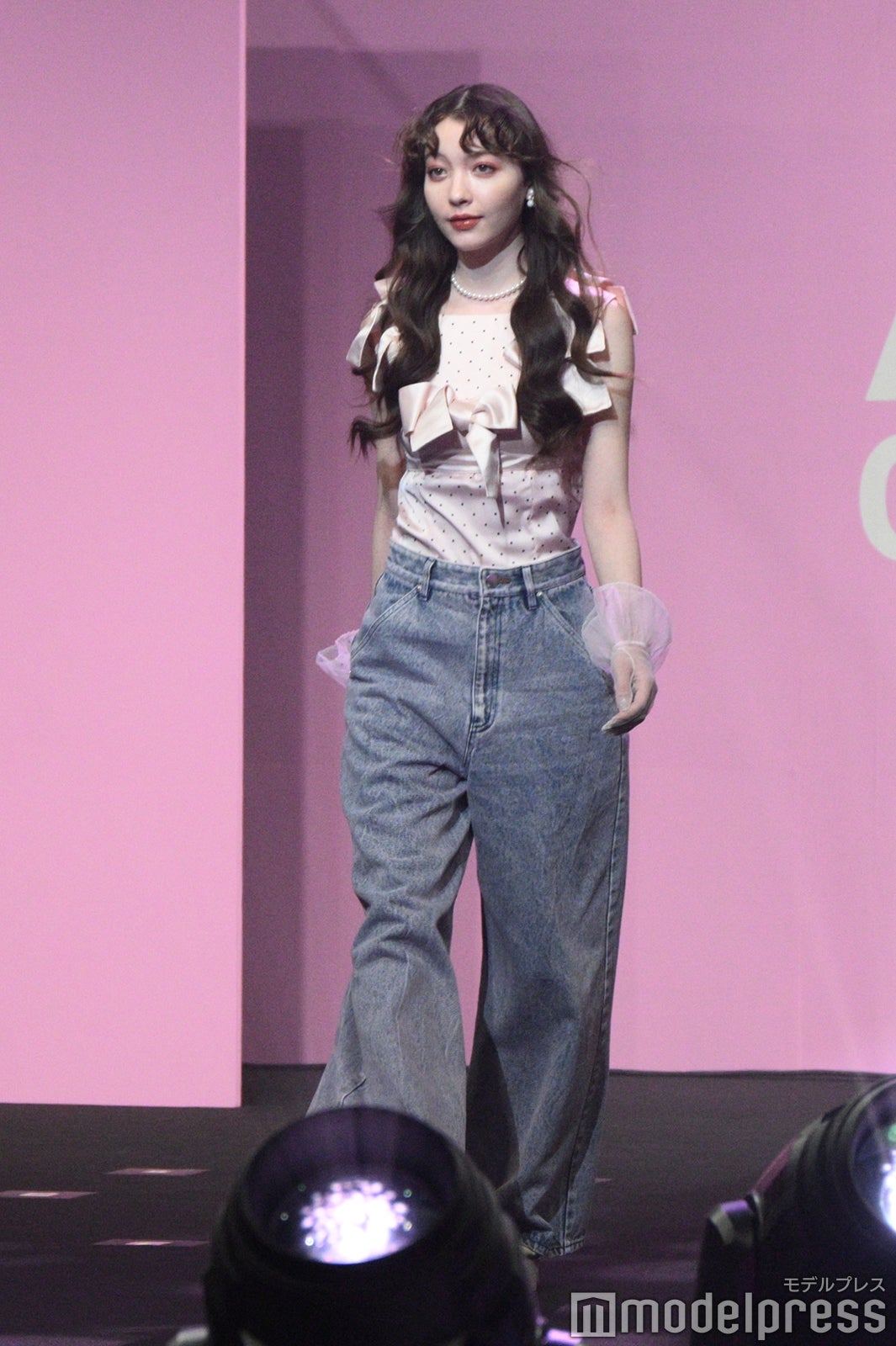 雑賀サクラ（C）モデルプレス