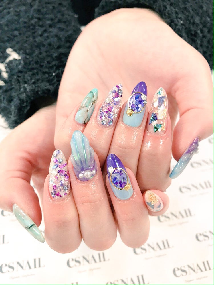 画像1 5 あなたはどっち派 シンプルvs派手 可愛いが詰まった夏ネイル モデルプレス