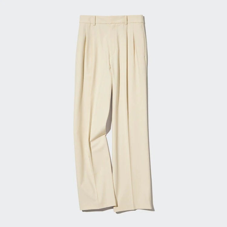 ユニクロ　uniqlo　レディース　おすすめ　オススメ　コスパ　2022　冬　パンツ　美脚　脚長　スタイルアップ　細見え　痩せ見え　着痩せ　タックワイドパンツ