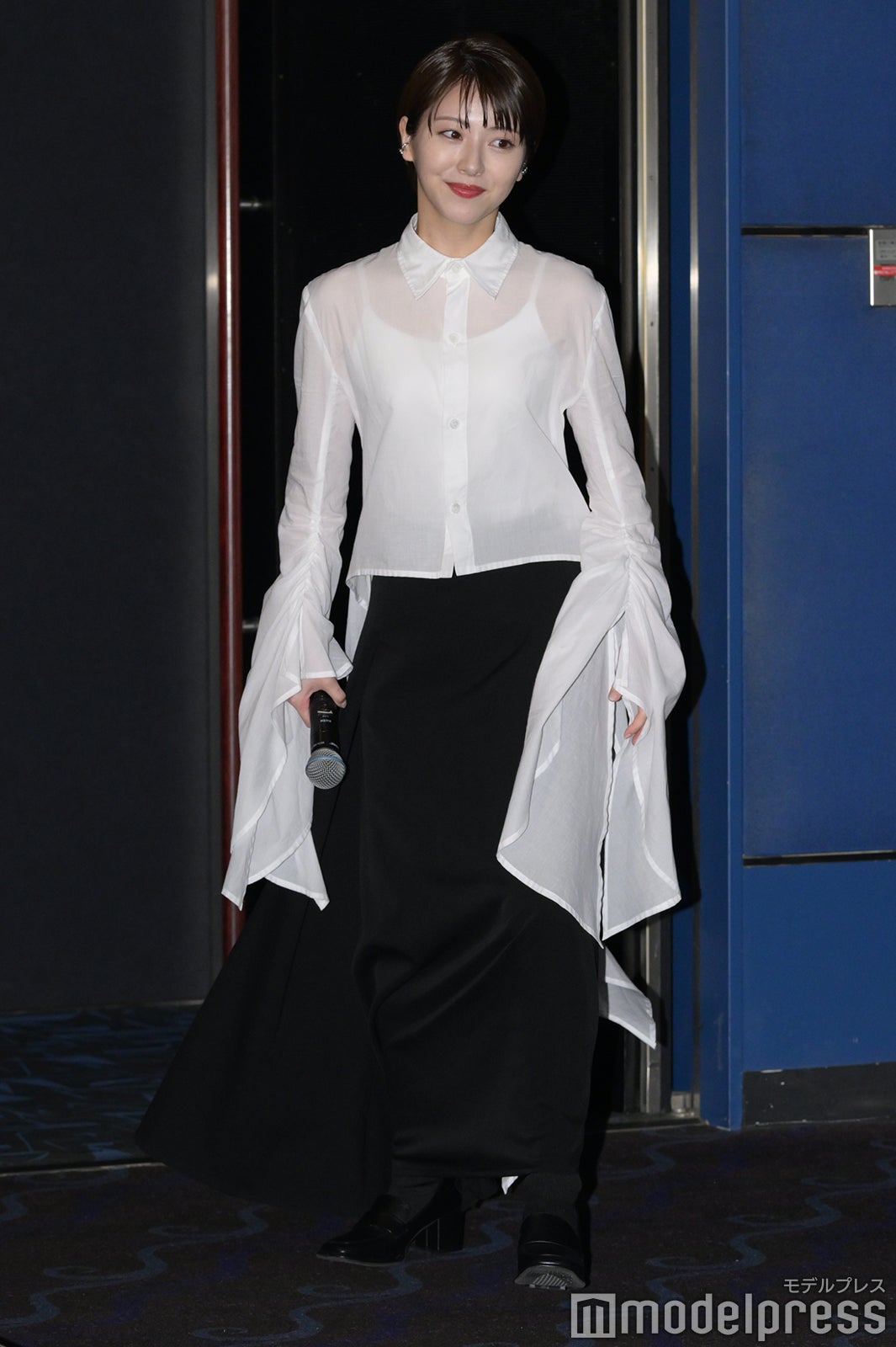 浜辺美波（C）モデルプレス