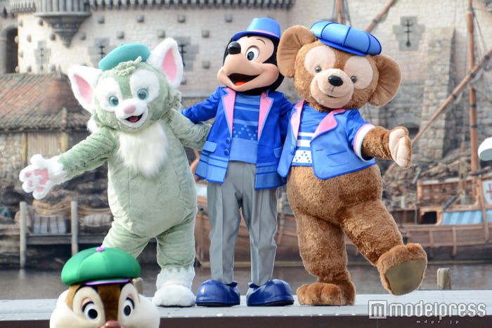 ミッキー&ダッフィー/「カムジョイン・ユア・フレンズ」(C)モデルプレス