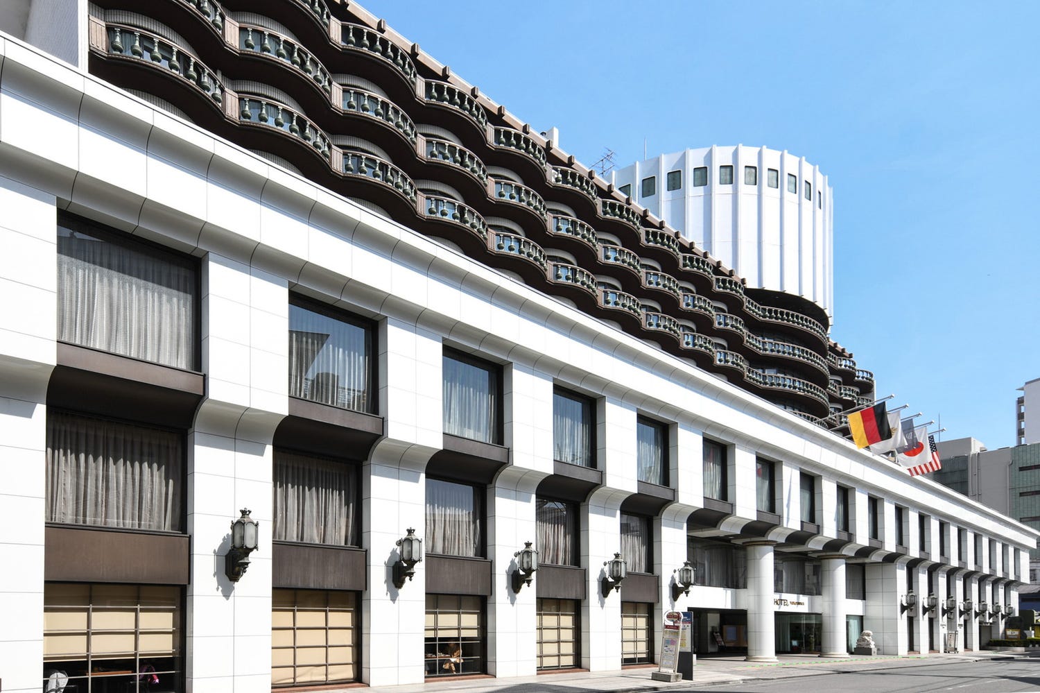 ローズホテル横浜、苺が主役のアフタヌーンティー&スイーツブッフェ開催