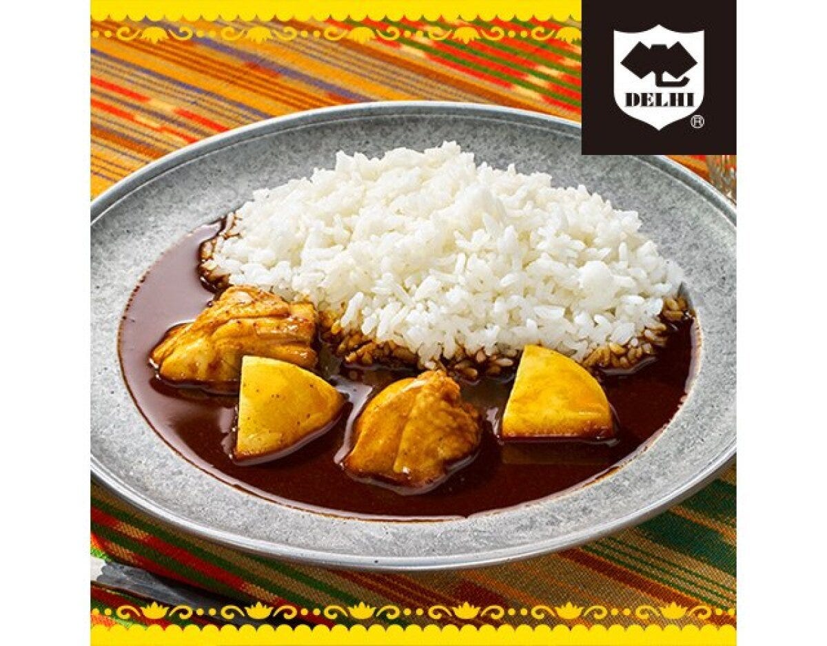 銀座デリー監修カシミールカレーの盛り付け