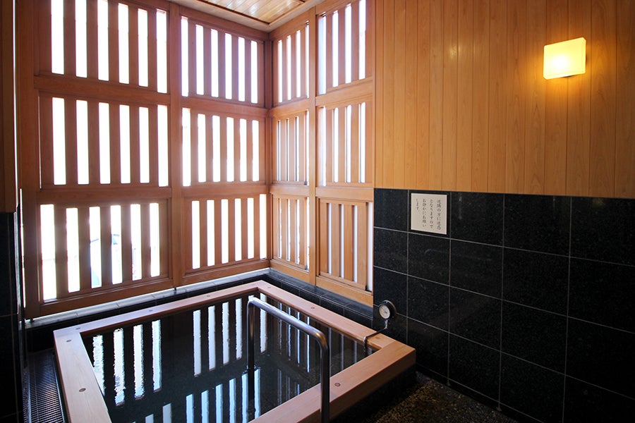 御谷湯 半露天風呂