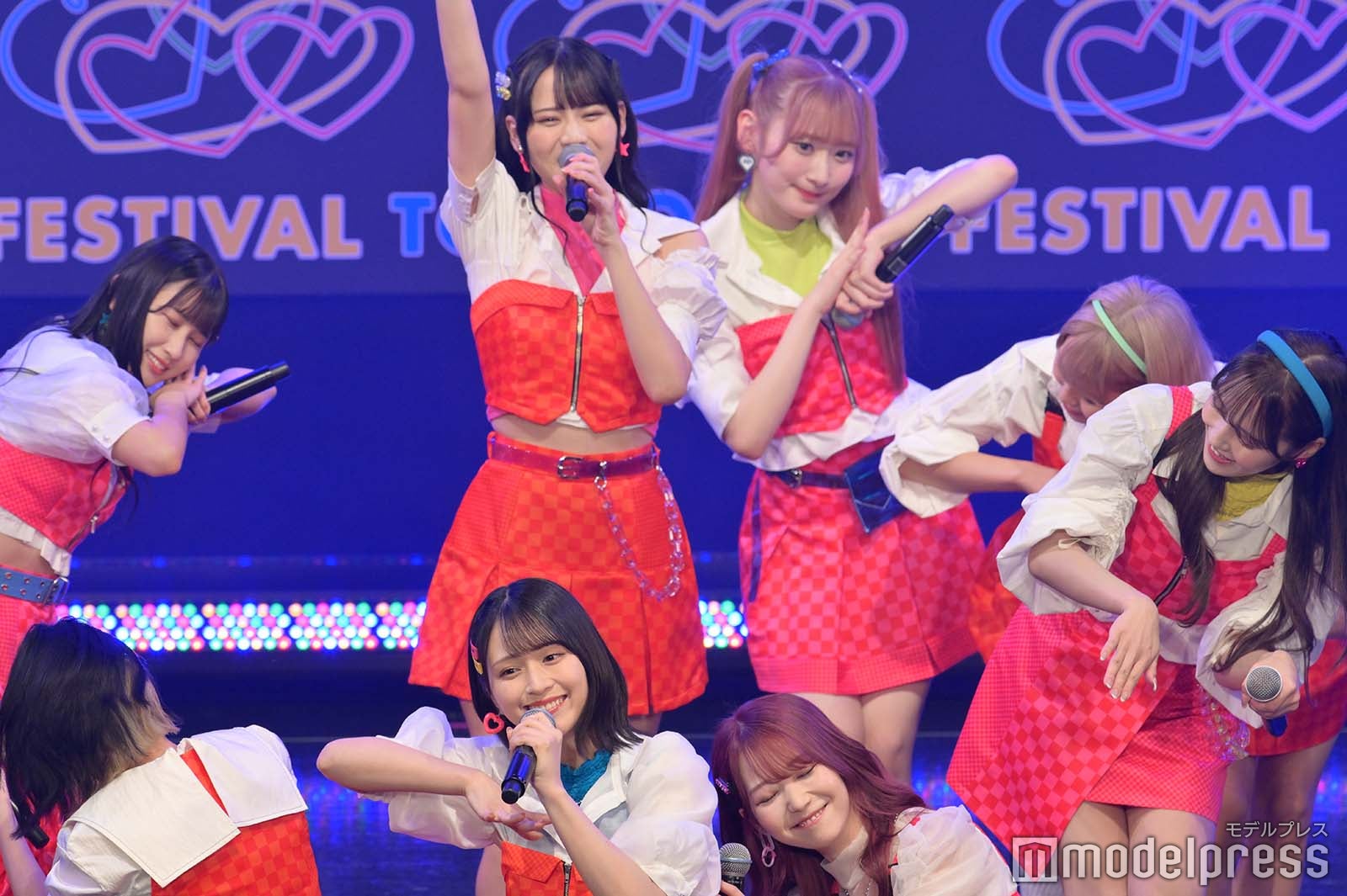 =LOVE （C）モデルプレス