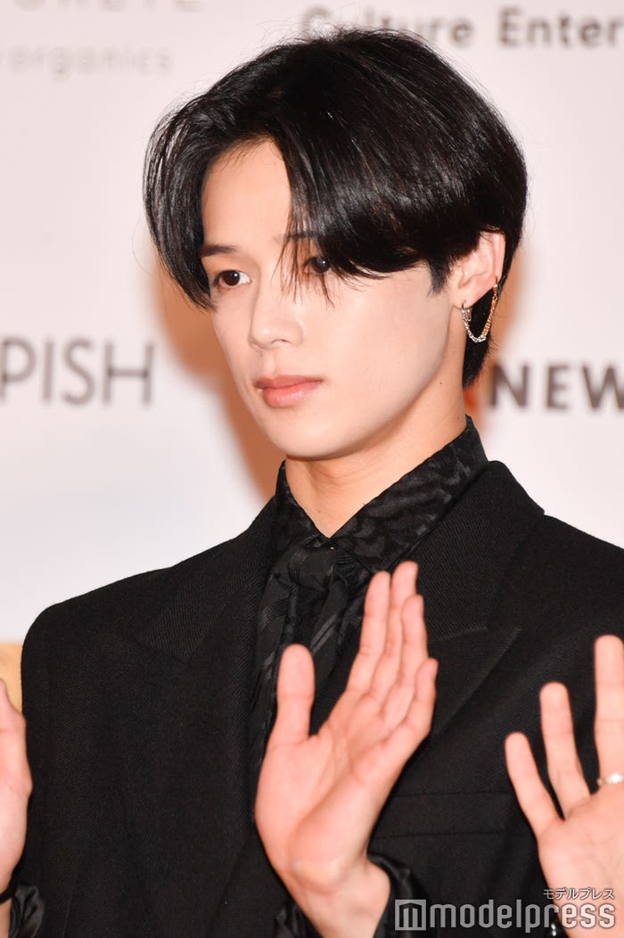 K (C)モデルプレス