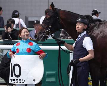 小林美駒が福島で大暴れ！1、2Rで連勝し、4Rも制して午前中だけで3勝をマーク
