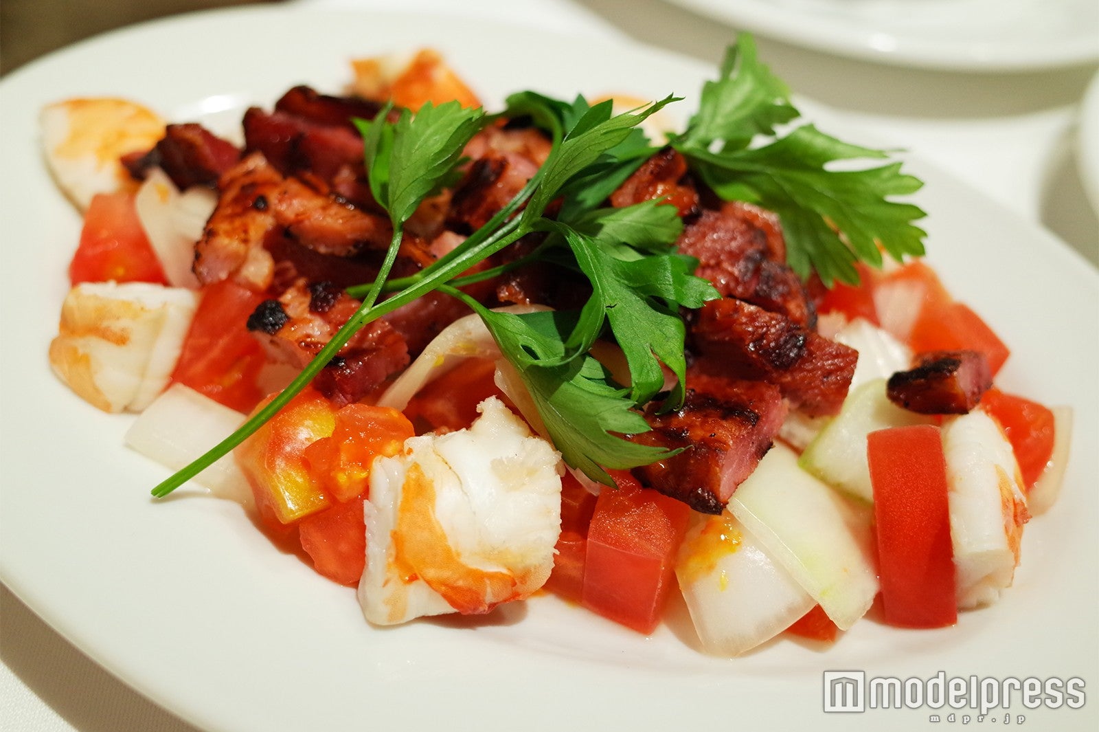 エンパイアサラダ（C）モデルプレス