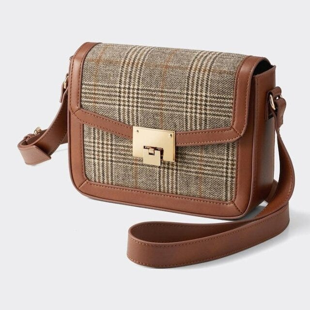 GU　バッグ　小物　秋　グッズ