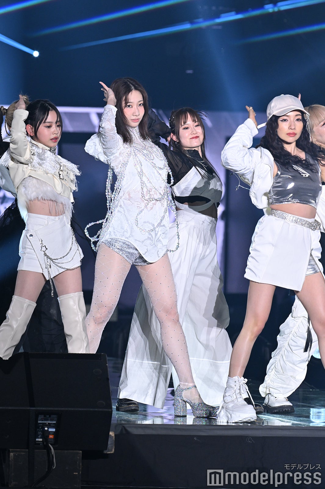 （C）モデルプレス