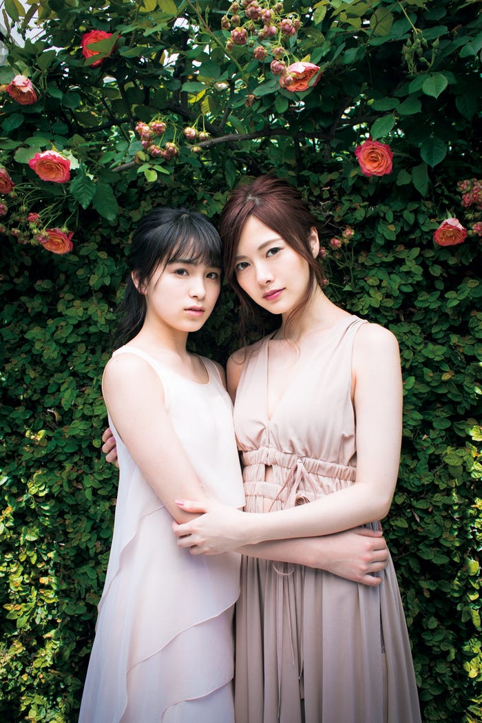 大園桃子、白石麻衣(C)桑島智輝/週刊プレイボーイ