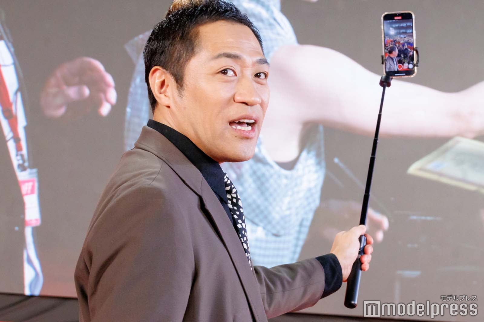 はなわ（C）モデルプレス