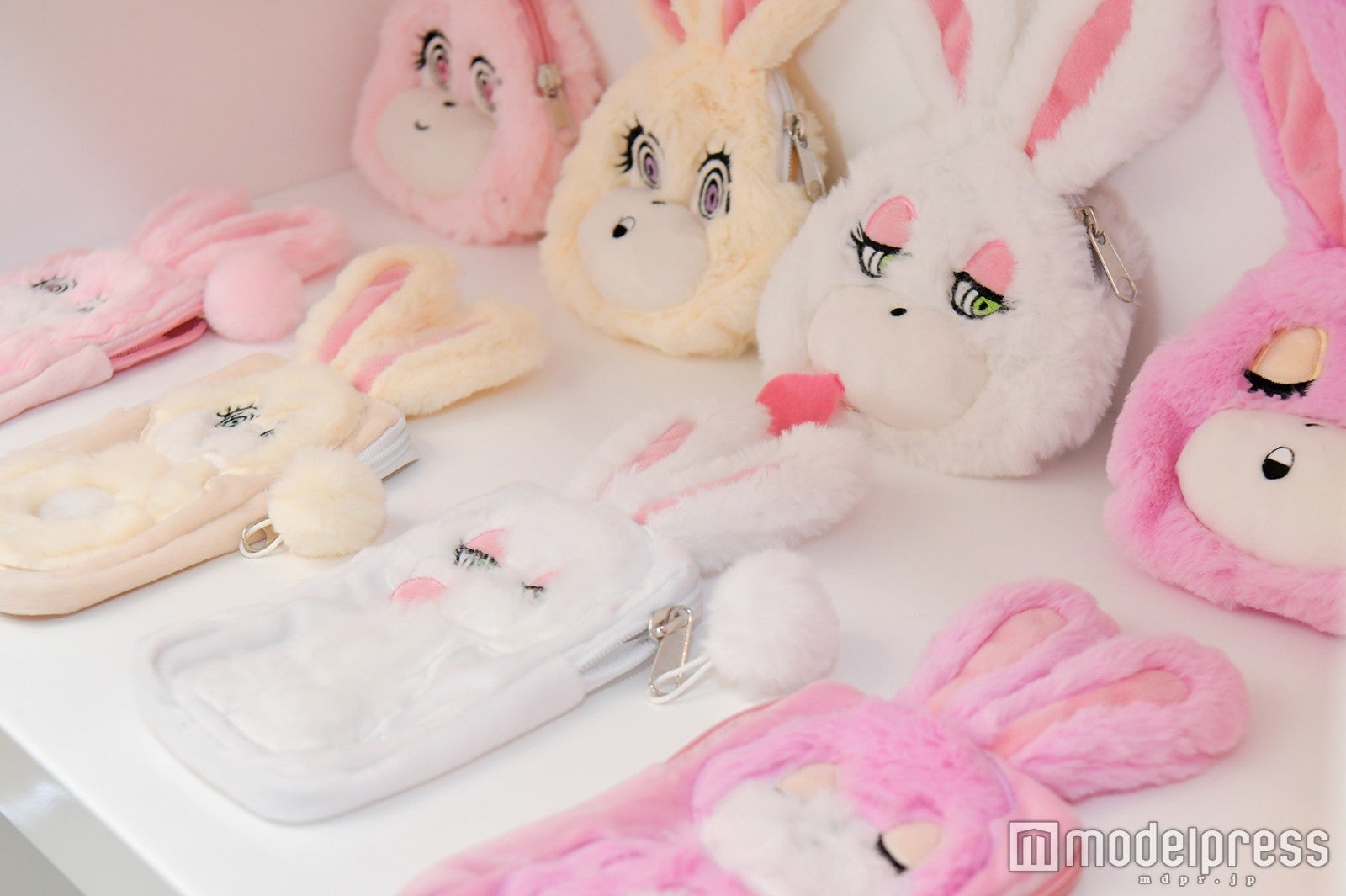 （C）モデルプレス