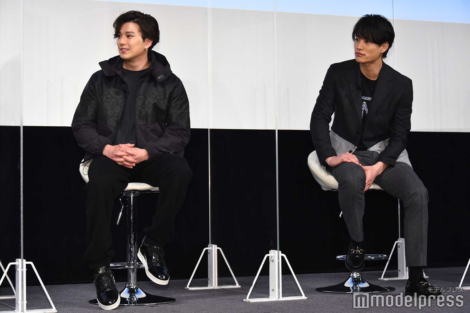 新田真剣佑、鈴木伸之 （C）モデルプレス