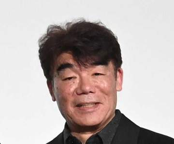 娘さんじゃなかったの？！村田雄浩 20歳下女優妻とお出かけ♥ショート髪美人 「渡鬼」共演きっかけで06年結婚