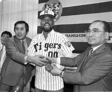 球界初の背番号00は？【プロ野球記録企画】