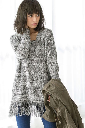 ブークレフリンジニットトップス「Re:EDIT by GALSTAR」2,998円（税込）／画像提供：Re:EDIT by GALSTAR