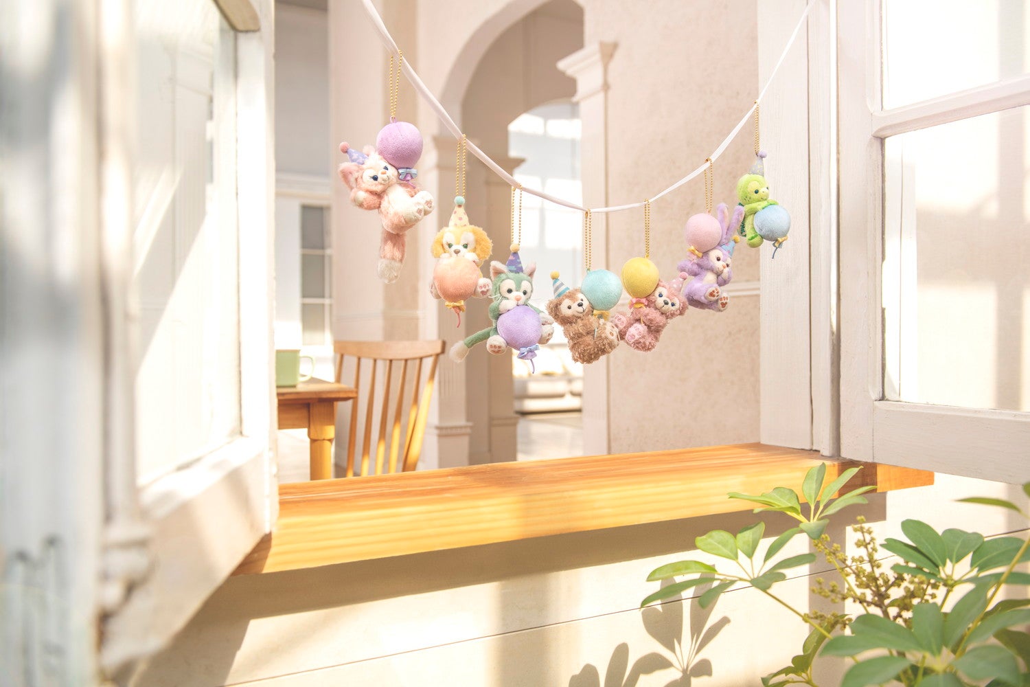 ぬいぐるみチャーム各2,200円※画像はイメージ（C）Disney