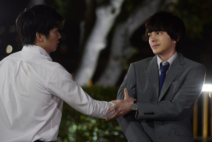 田中圭が“チワワ似”を強く主張したシーン/『おっさんずラブ』第2話より(C)テレビ朝日