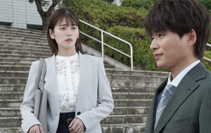 小芝風花、白洲迅「転職の魔王様」第7話より(C)カンテレ