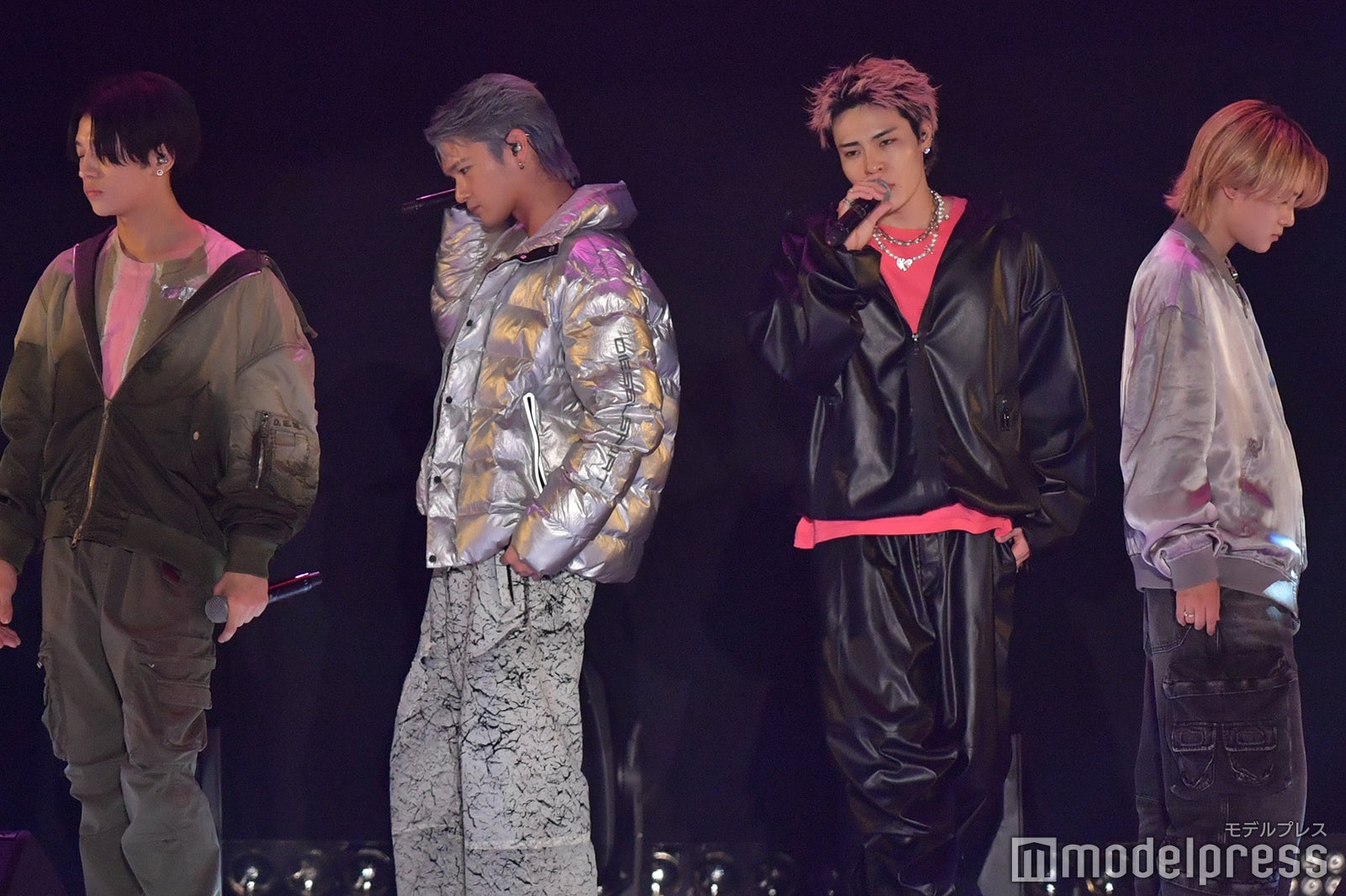 WOLF HOWL HARMONY、美麗ハーモニー響かせる ファンサも欠かさない＜札幌コレクション 2023 A／W＞