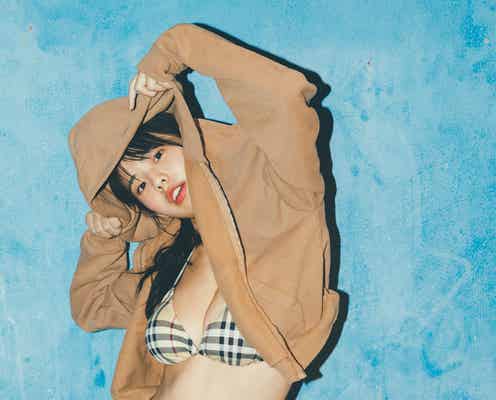 菊地姫奈、美バスト披露 ミニスカでキュートに魅了