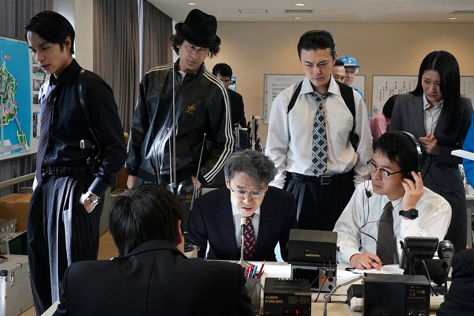 中村蒼、江口洋介、勝地涼「ネメシス」第2話より（C）日本テレビ