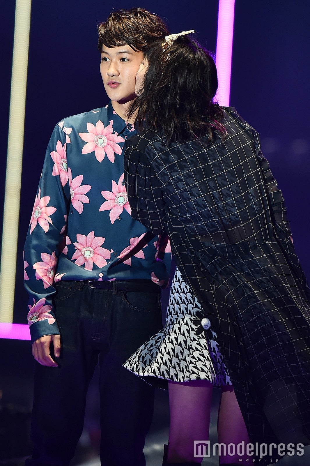 飯豊まりえ、葉山奨之にサプライズキス！キュートなランウェイで3万人熱狂＜TGC2016 S／S＞