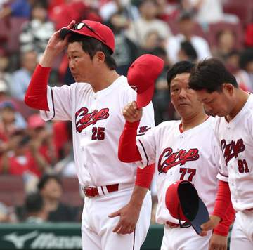 広島・新井監督 「キクの2点タイムリーがすごく大きかった」岡本「投げるたびに成長してくれている」【一問一答】