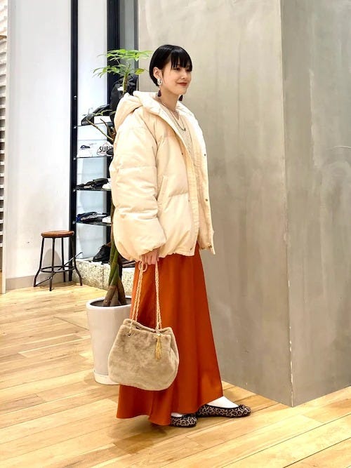 白ダウン