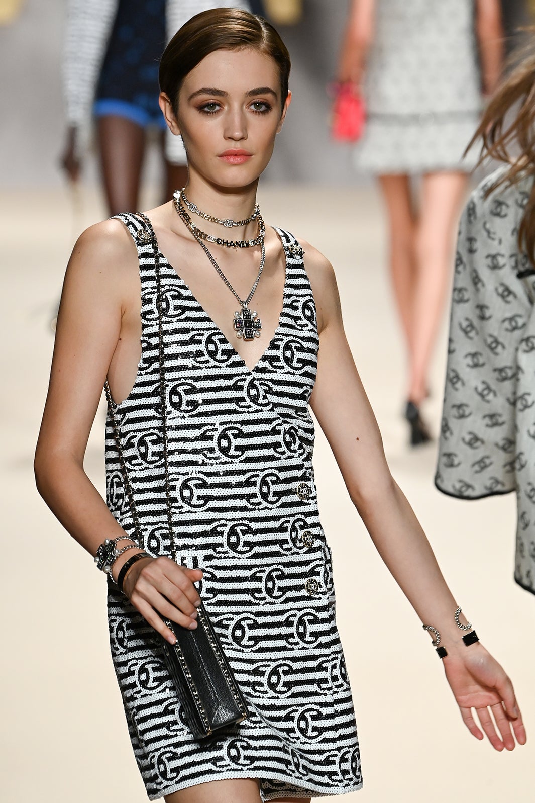 「CHANEL」Paris Fashion Week Womenswear Spring-Summer 2022より／photo by Getty Images