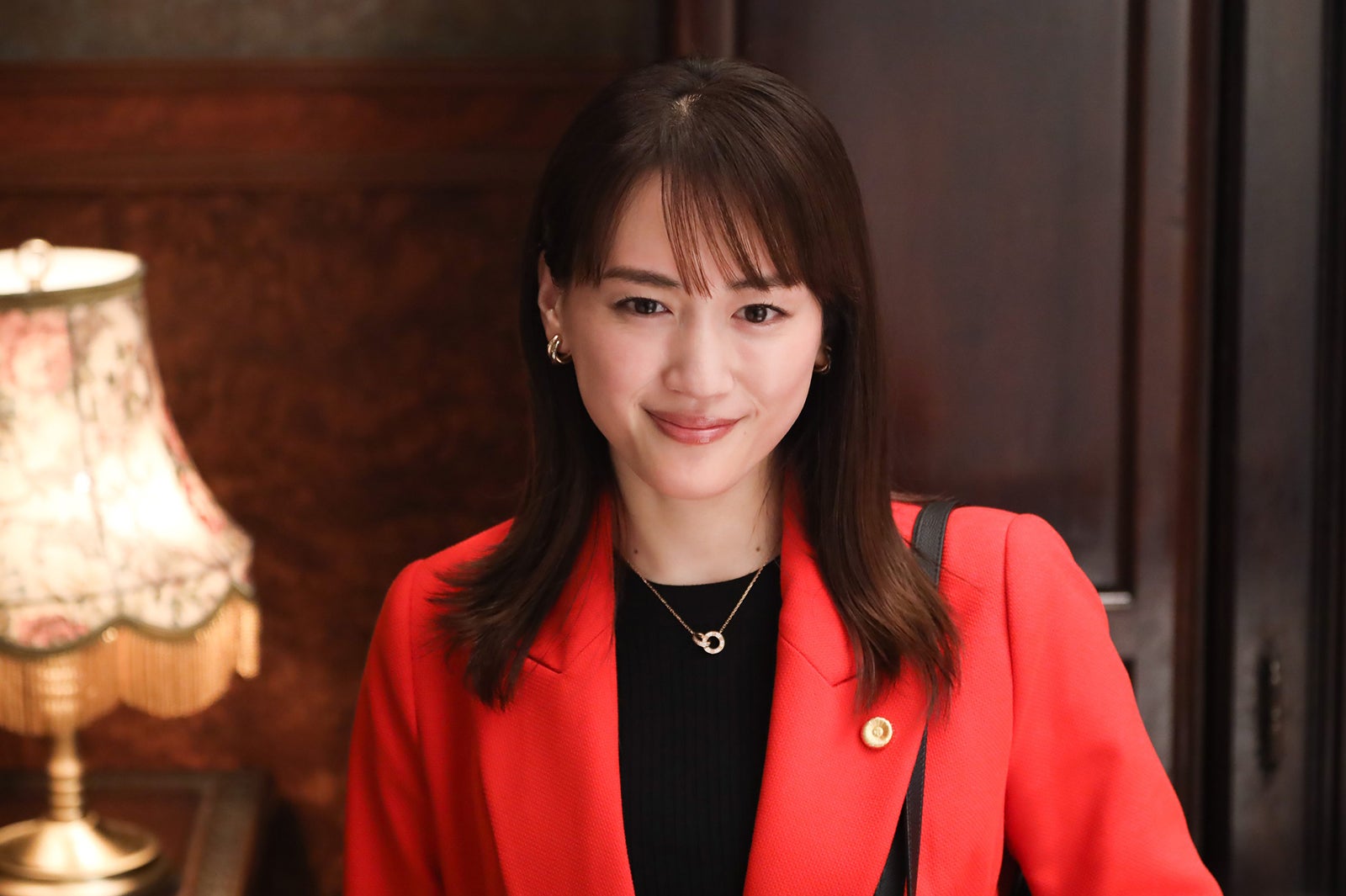 綾瀬はるか／「元彼の遺言状」第6話より（C）フジテレビ