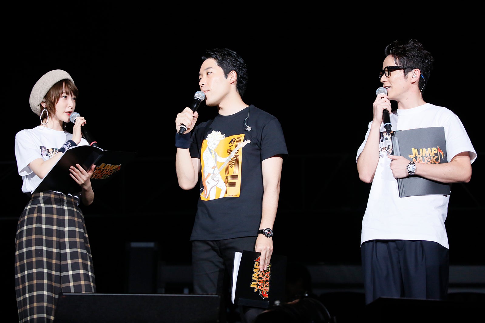 生駒里奈、中田敦彦、藤森慎吾（C）JUMP 50th Anniversary